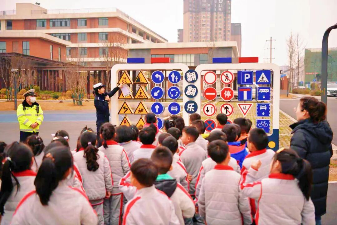 0f08aea43a0fda6af976753019c26d67