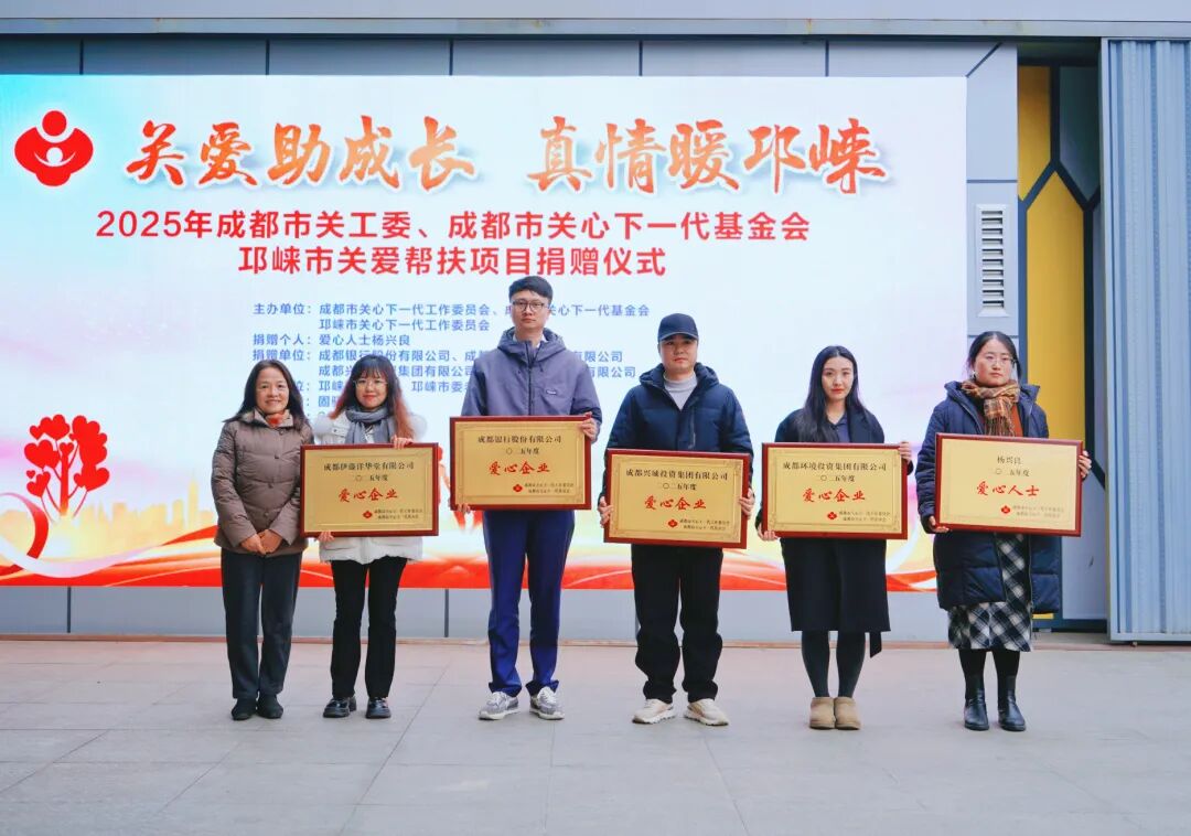 08ee03a26df7ce6afde4bd43618beacb